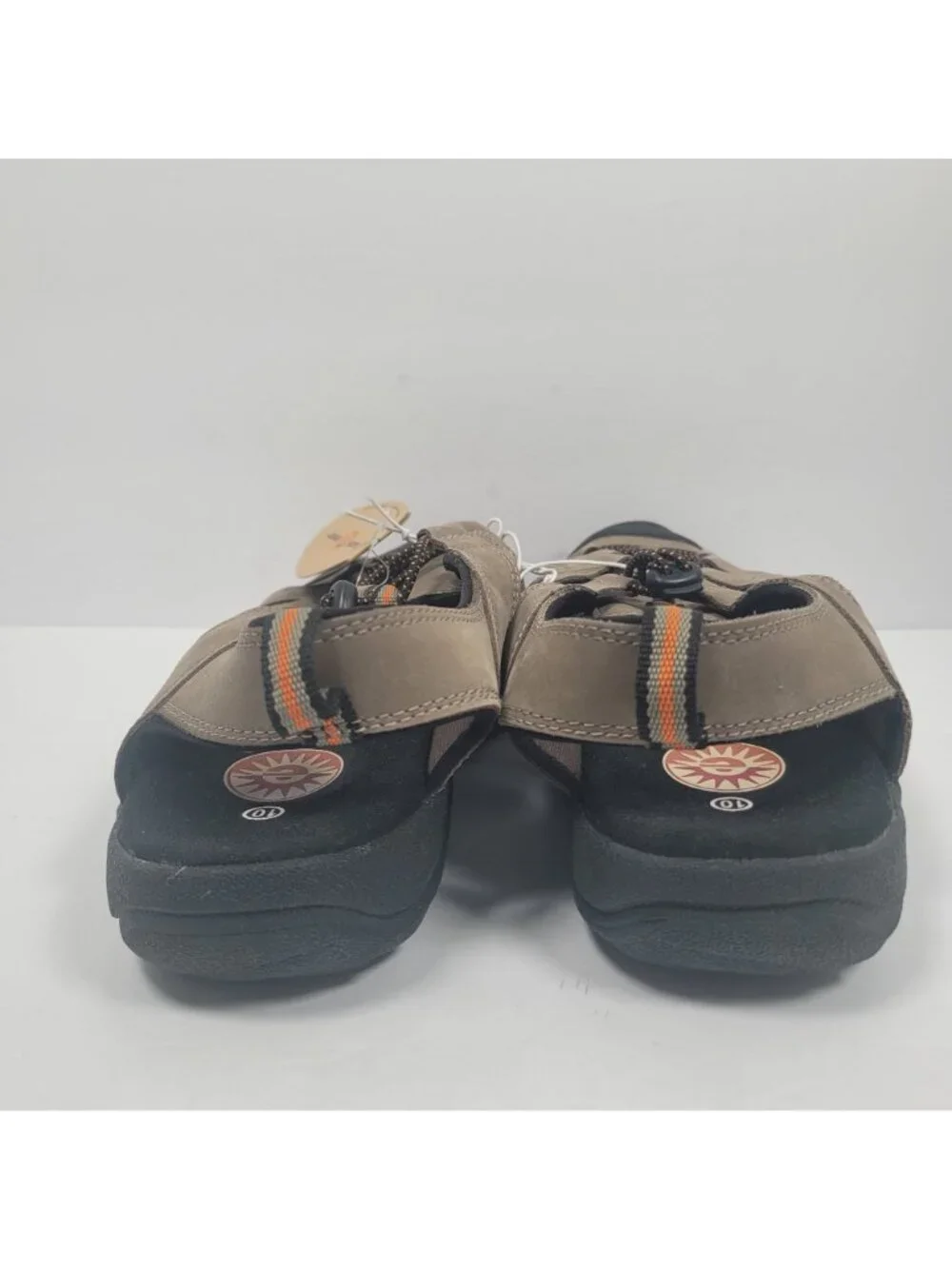 Earth Spirit Men's Tan Outdoor Sandals With Adjustable Strap US Size 10 NWT